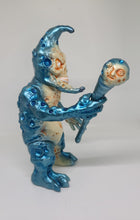 Load image into Gallery viewer, MAD MOON SOFUBI (GARAMOON COLORWAY) BY MADMONK